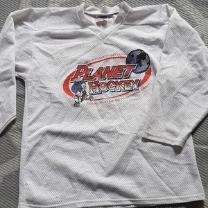 PLANET HOCKEY CANADIAN JERSEY